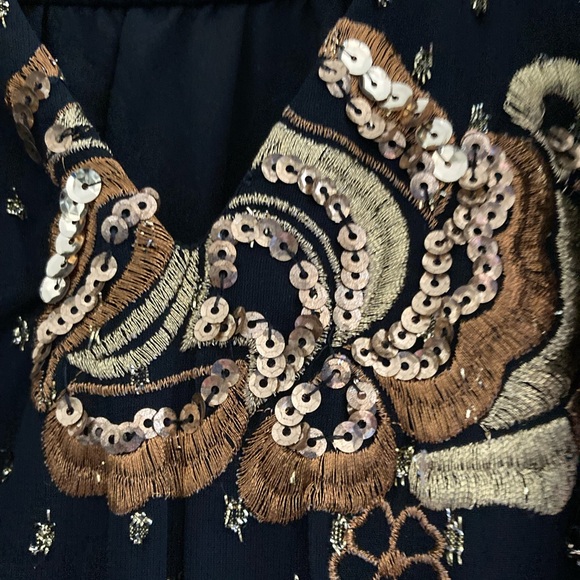 Express beautiful black and gold sequined dress NWOT - Picture 6 of 14